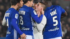 Marco Verratti s'écharpe avec Jonas Martin