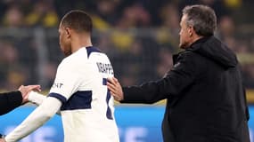 Kylian Mbappé et Luis Enrique le 13/12/2023 après un mach de Ligue des champions contre le Borussia Dortmund