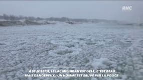 Un homme tombe dans le lac Michigan gelé