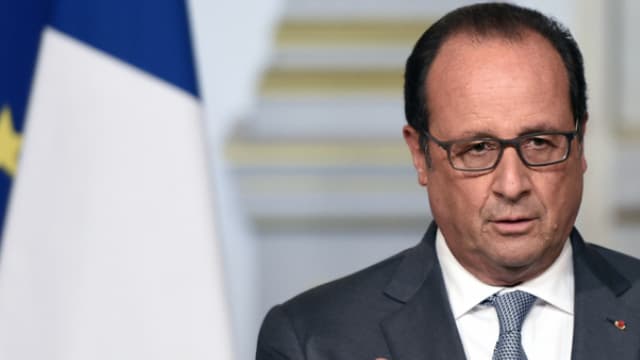 François Hollande a dénoncé le bombardement et le saccage du QG de Jean Ping et demandé la transparence du scrutin