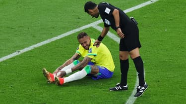 Neymar lors de Brésil-Serbie