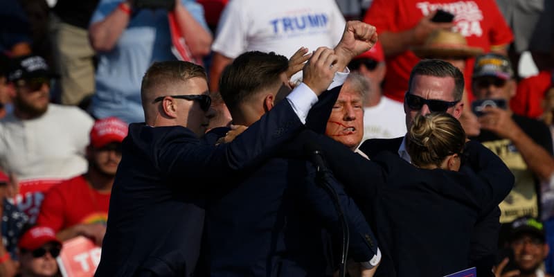 Donald Trump après la tentative d'assassinat (image d'illustration)