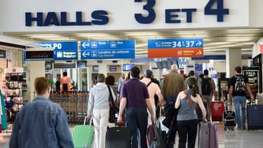 Les aéroports parisiens ont notamment connu d'importants embouteillages