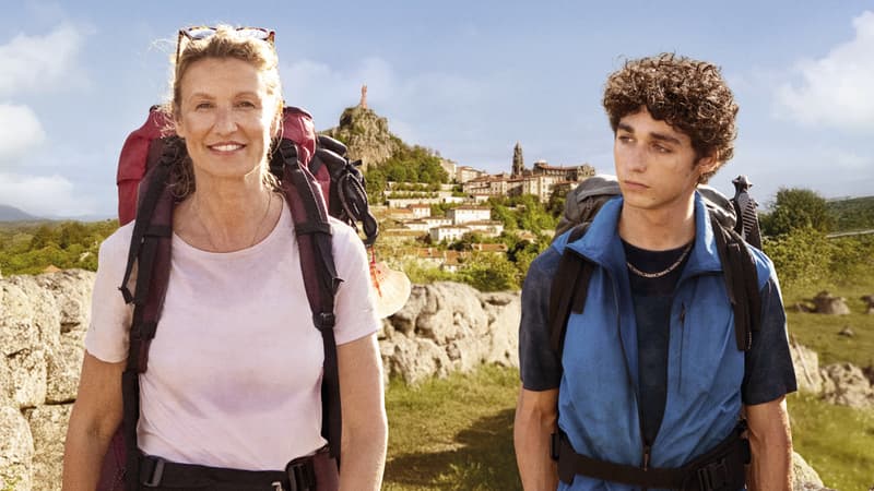 "Compostelle": Alexandra Lamy entreprend un pèlerinage dans le nouveau film de Yann Samuell