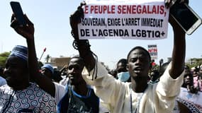 Une manifestation pour la criminalisation de l'homosexualité à Dakar le 23 mai 2021