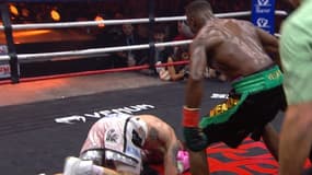 Bakary Samaké conserve sa ceinture WBC Silver avant le concert de Gazo, le 18/04/2025