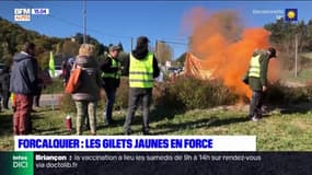 Forcalquier: une cinquantaine de Gilets jaunes rassemblée à l'entrée de la ville 