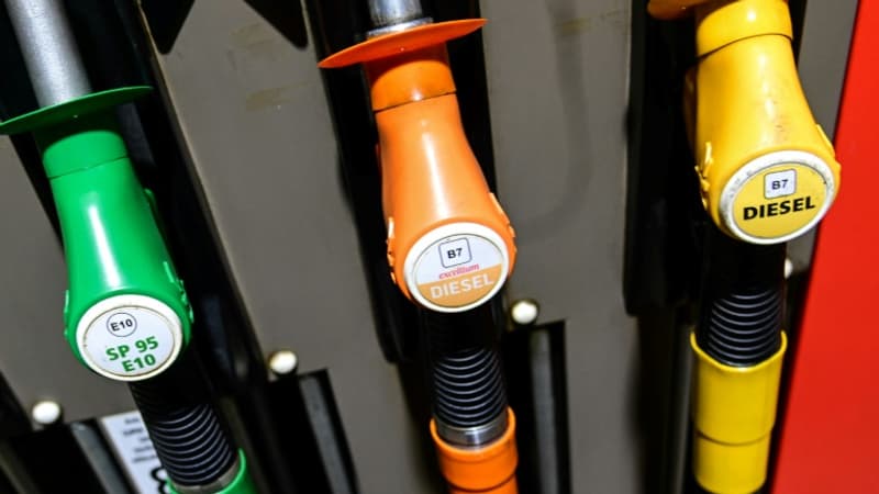 Carburants: Carrefour, Casino et Auchan jouent la carte 