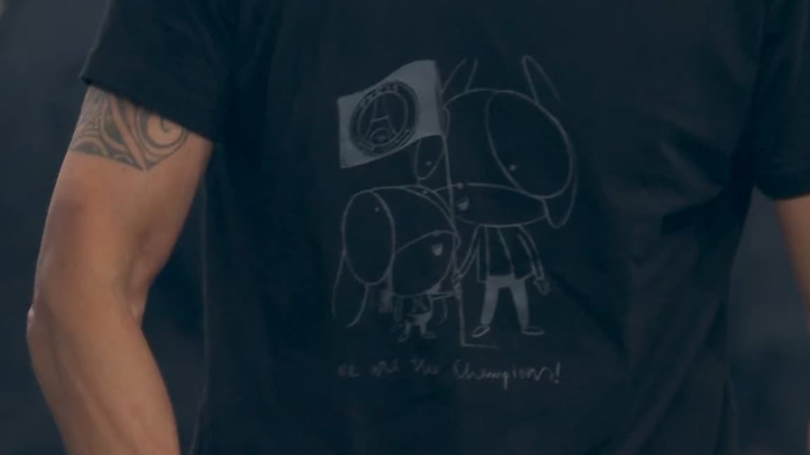 Le tee-shirt de Luis Enrique en hommage à sa fille Xana, finale de Ligue des champions PSG-Inter, 31 mai 2025 Le tee-shirt de Luis Enrique en hommage à sa fille Xana, finale de Ligue des champions PSG-Inter, 31 mai 2025