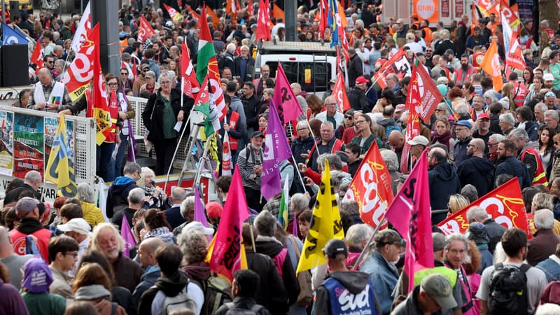 Grève du 2 octobre: 27% du personnel mobilisé dans les collèges et lycées selon le SNES-FSU, 6,42% d'enseignants grévistes d'après le ministère