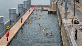 Le site de baignade situé au Quai de Bercy dans le 12e arrondissement le 19 juillet 2025