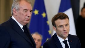 François Bayrou et Emmanuel Macron à Pau, le 18 mars 2022