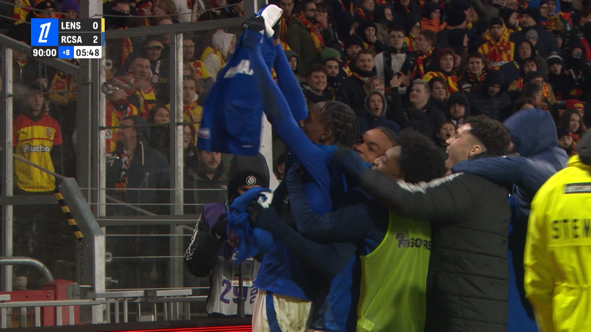 Emanuel Emegha em Strasbourg-lente, 16 de fevereiro de 2025 na Ligue 1 Emanuel Emegha em Strasbourg-lente, 16 de fevereiro de 2025 na Ligue 1