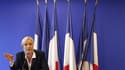 Marine Le Pen a adressé la semaine dernière une lettre à chacun des préfets de France pour leur dire que les serviteurs de l'Etat n'avaient aucune raison de redouter l'arrivée au pouvoir du Front national. Il est exceptionnel dans l'histoire de la Ve Répu
