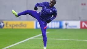 N'Golo Kanté à l'échauffement avant le match face à l'Atlético de Madrid, le 23 février 2021