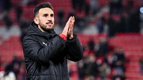 Adrien Thomasson avec le sourire après un match de Lens en avril 2023