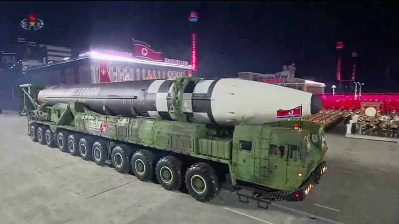 Le missile balistique intercontinental géant dévoilé par la Corée du Nord, samedi 10 octobre 2020, lors d'un défilé militaire à Pyongyang