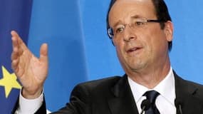 François Hollande a promis mercredi qu'il tiendrait son engagement d'ouvrir le mariage aux couples homosexuels