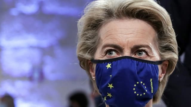 La présidente de la Commission européenne Ursula von der Leyen à Porto, le 7 mai 2021