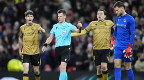 L'arbitre Benoit Bastien lors du match Manchester United-Real Sociedad (4-1, Ligue Europa), le 13 mars 2025