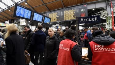 Les trains de banlieue parisienne sont les plus perturbés.