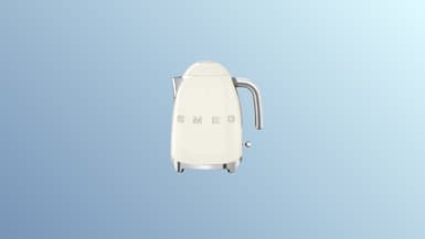Difficile de dire non quand Cdiscount propose cette bouilloire Smeg à son meilleur prix
