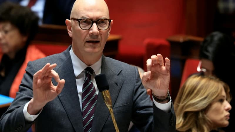 Un trou de 5 milliards d'euros dans les recettes de TVA: pour Roland Lescure, c'est à cause des milliards de colis de Shein et Temu qu'il faut réussir à taxer