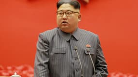 Le dirigeant de la Corée du Nord, Kim Jong-Un, lors de la 5e conférence des présidents de cellule du Parti du travail de Corée, le 23 décembre 2017