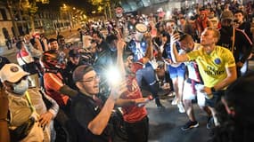 Des supporters parisiens, mardi soir