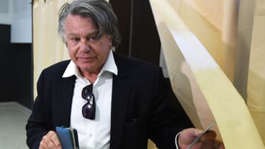 Gilbert Collard, soutenu par le FN, n'a obtenu qu'une très courte victoire face à la torera Marie Sara (LREM), dans la 2e circonscription du Gard.