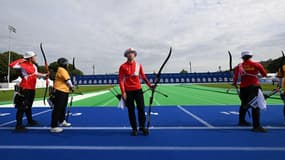 Les archères chinoises An Qixuan, Yang Xiaolei et Li Jiaman pour les premières épreuves de tir à l'arc, JO de Paris 2024, 25 juillet 2024