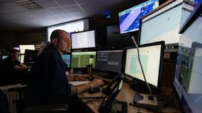 Chaque embacation essayant de traverser la Manche vers la Grande-Bretagne est répertoriée par le CROSS Gris-Nez, au Cap Gris-Nez dans le Pas-de-Calais le 16 mars 2022