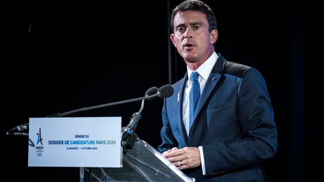Manuel Valls y voit une opportunité de renforcer l'attractivité de la place financière de Paris