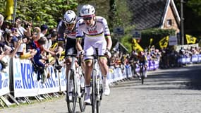 Tadej Pogacar et Mathieu van der Poel sur le Tour des Flandres, le 6 avril 2025