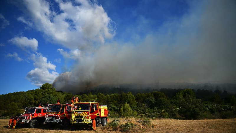 DIRECT. Incendies: les deux feux en cours dans les Bouches-du-Rhône "fixés", 900 hectares parcourus entre l'Aude et l'Hérault