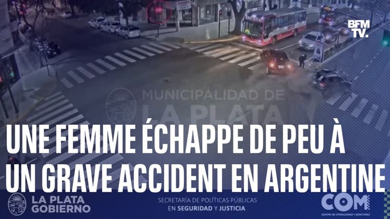 Une femme manque de peu de se faire faucher dans un accident entre deux voitures en Argentine