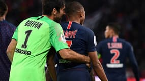 Buffon et Mbappé