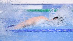Les championnats de France de natation accueillent cette année un nageur ukrainien, dont la famille essuie les bombes russes en Ukraine