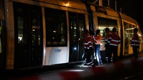 La Compagnie des transports strasbourgeois (CTS) retire une des rames accidentées, le 17 janvier 2025. 