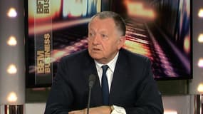 Jean-Michel Aulas, le président du club de football l'Olympique Lyonnais, était l'invité d'Hedwige Chevrillon dans le Grand Journal ce 10 mars. 