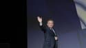 La défaite de François Bayrou, battu dimanche dans son fief des Pyrénées-Atlantiques, marque l'échec d'une stratégie personnelle autant que les difficultés pour le centre de se faire entendre dans une vie politique française de plus en plus bipolaire. /Ph