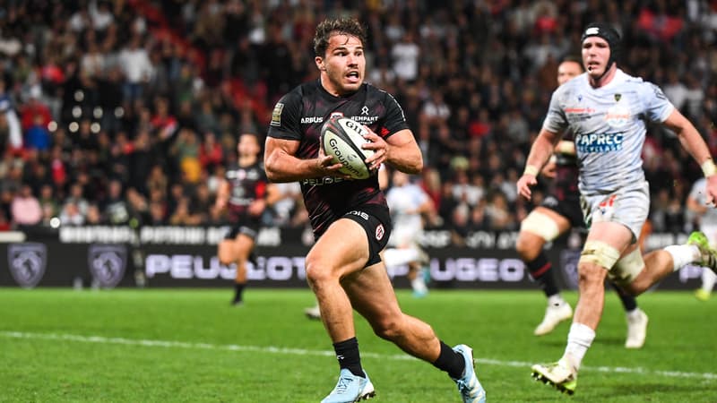 Toulouse-Clermont: stratosphérique Antoine Dupont, qui signe trois essais en 9 minutes pour son retour en Top 14