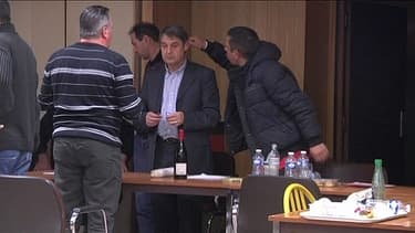 L'un des deux dirigeants de l'usine de Goodyear d'Amiens-Nord, retenus puis libérés après trente heures de séquestration.