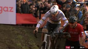 Van der Poel et Nystrom lors du cyclo-cross de Gavere, le 26 décembre 2023