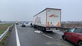 L'A35 entre Colmar et Paris a été coupée à la suite de cet accident, la circulation étant de plus rendue difficile à cause de pluies verglaçantes.