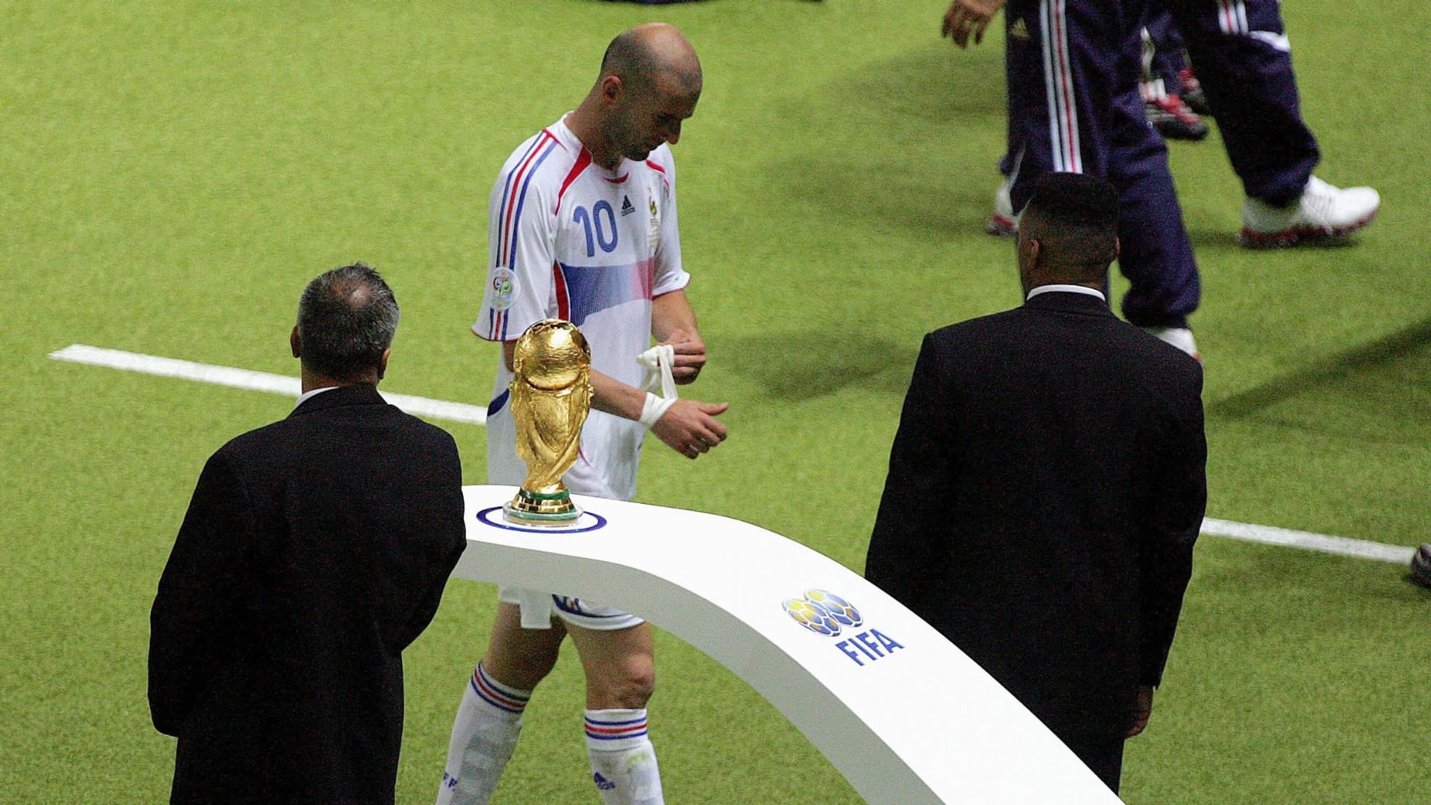 Zinédine Zidane exclu en finale de la Coupe du monde 2006, le dernier match de sa carrière de joueur