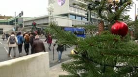 Après l'attentat, les Allemands de retour au marché de Noël de Berlin: "il ne faut pas paniquer et tout ira bien"