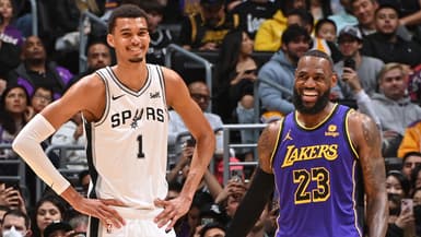 Victor Wembanyama et LeBron James lors du match de NBA entre les San Antonio Spurs et les Los Angeles Lakers - 23/02/2024