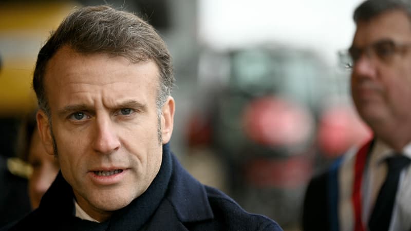 Guerre en Ukraine: Emmanuel Macron indique que la reprise du dialogue avec Vladimir Poutine "est en train de se préparer"