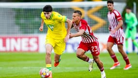 Louis Leroux du FC Nantes face à l'Olympiacos en demi-finale de Youth League, le 19 avril 2024